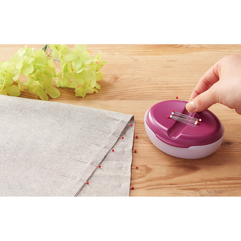 Clover Magnetic Pin Caddy