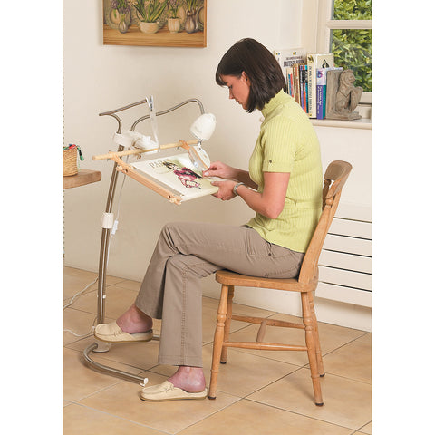 Daylight StitchSmart Stand