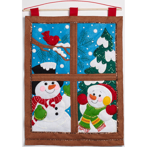 Bucilla Felt Wall Hanging Applique Kit 15"X21"