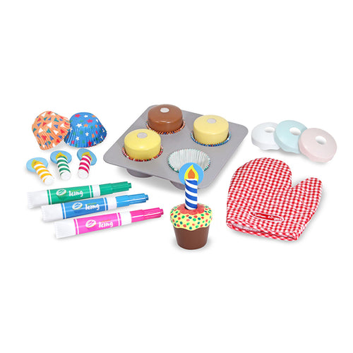 Bake &amp; Decorate Cupcake Set